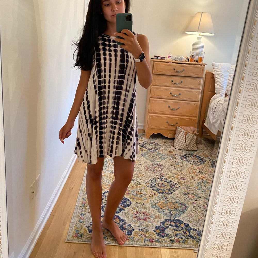 Tie Dye Flowy Dress, size small!
